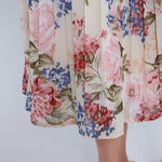 تنورة مزينة بنمط الزهور للنساء