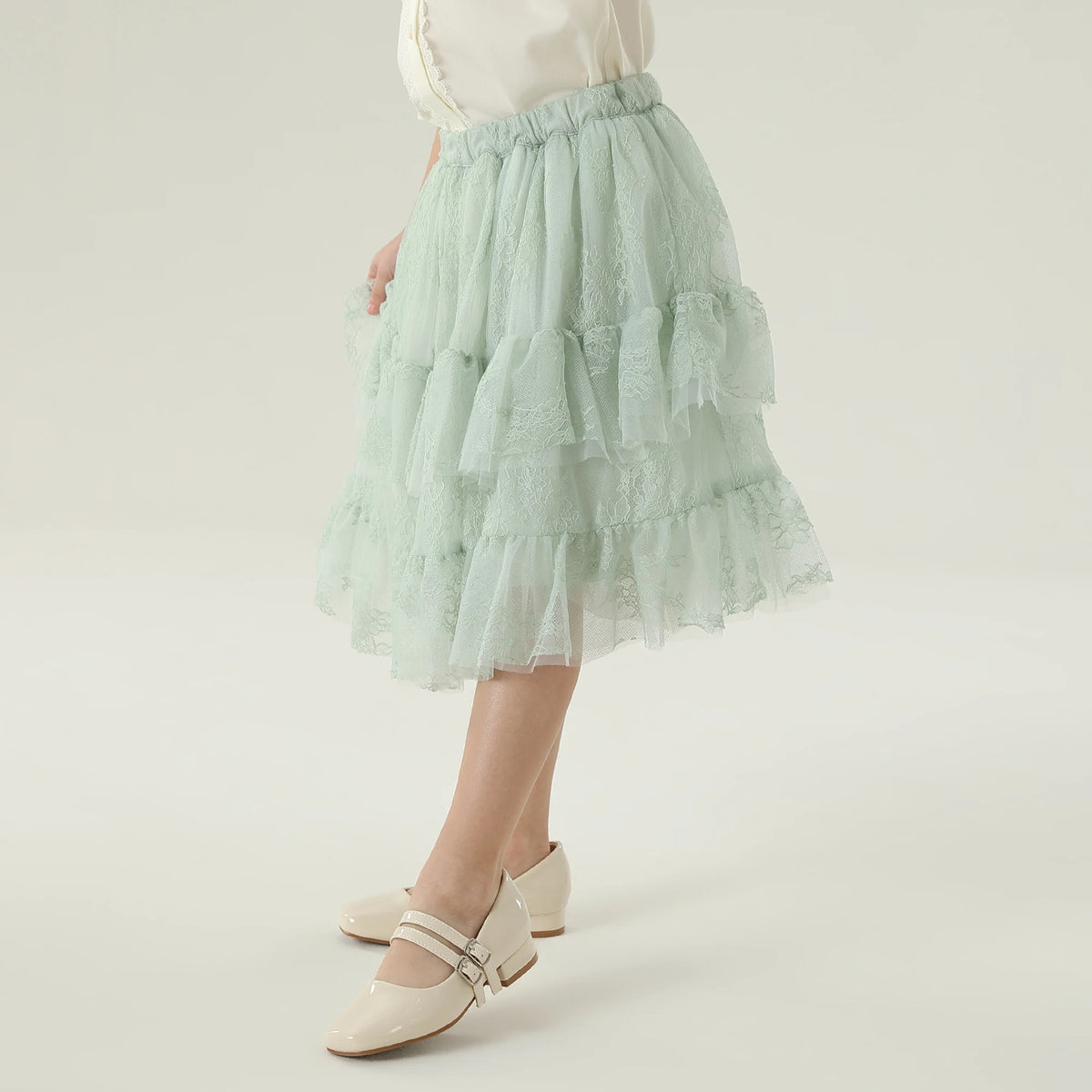 تنورة مزينة بنمط الزهور للبنات