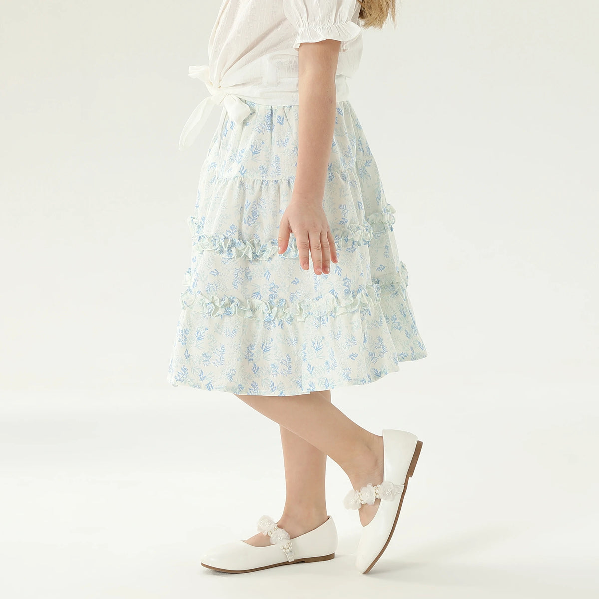 تنورة مزينة بنمط الزهور للبنات