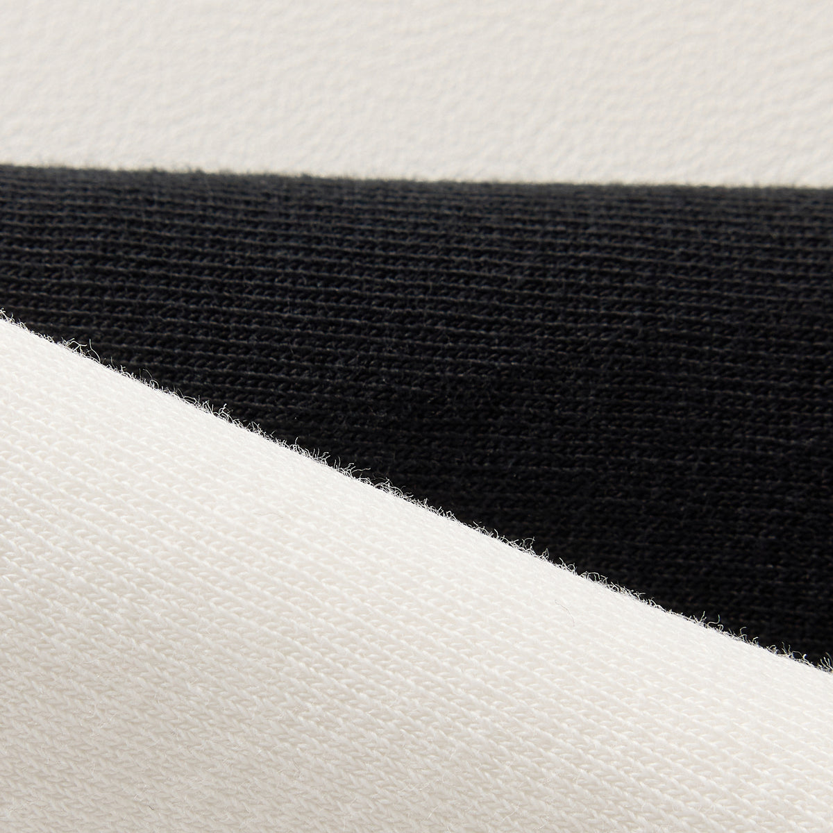 جوارب للنساء