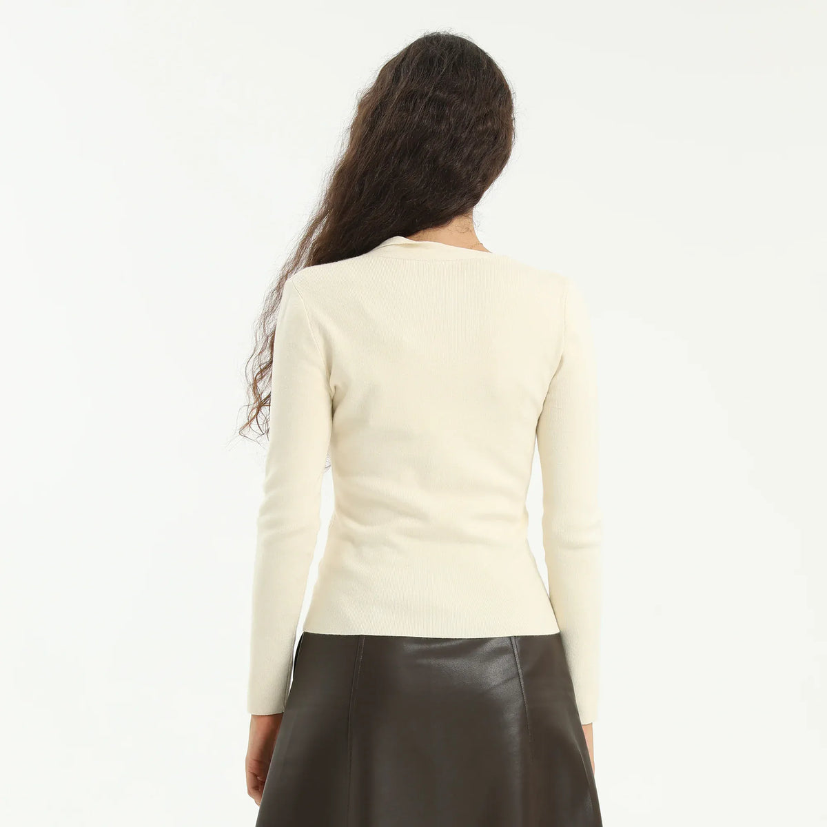 Elegant Plain Sweater for Women Image