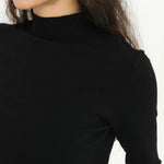 Elegant Plain Sweater for Women Image