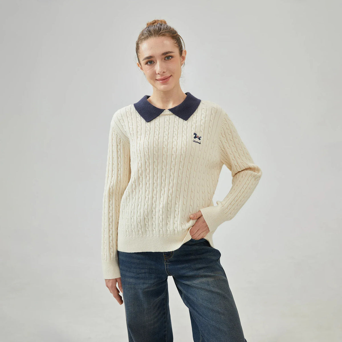Off White Jacquard Regular Sleeve Sweater with Collar for Women Image