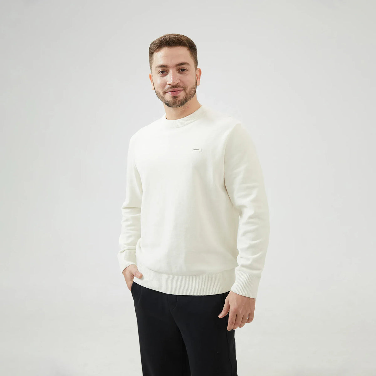 Plain Regular Sleeve Sweatshirt with Circular for Men Image