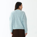 Elegant Solid Sweater for Women Image