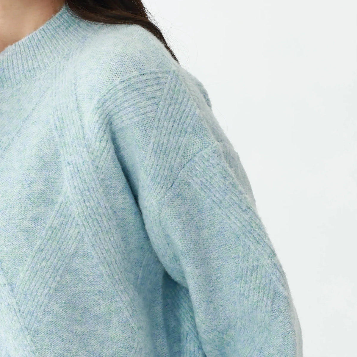 Elegant Solid Sweater for Women Image