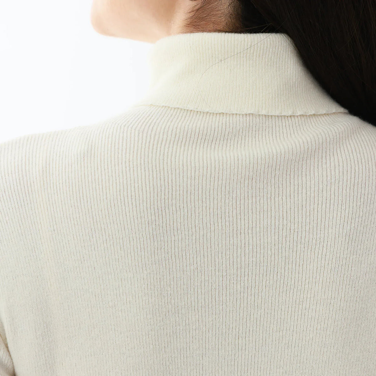 Elegant Plain Sweater for Women Image