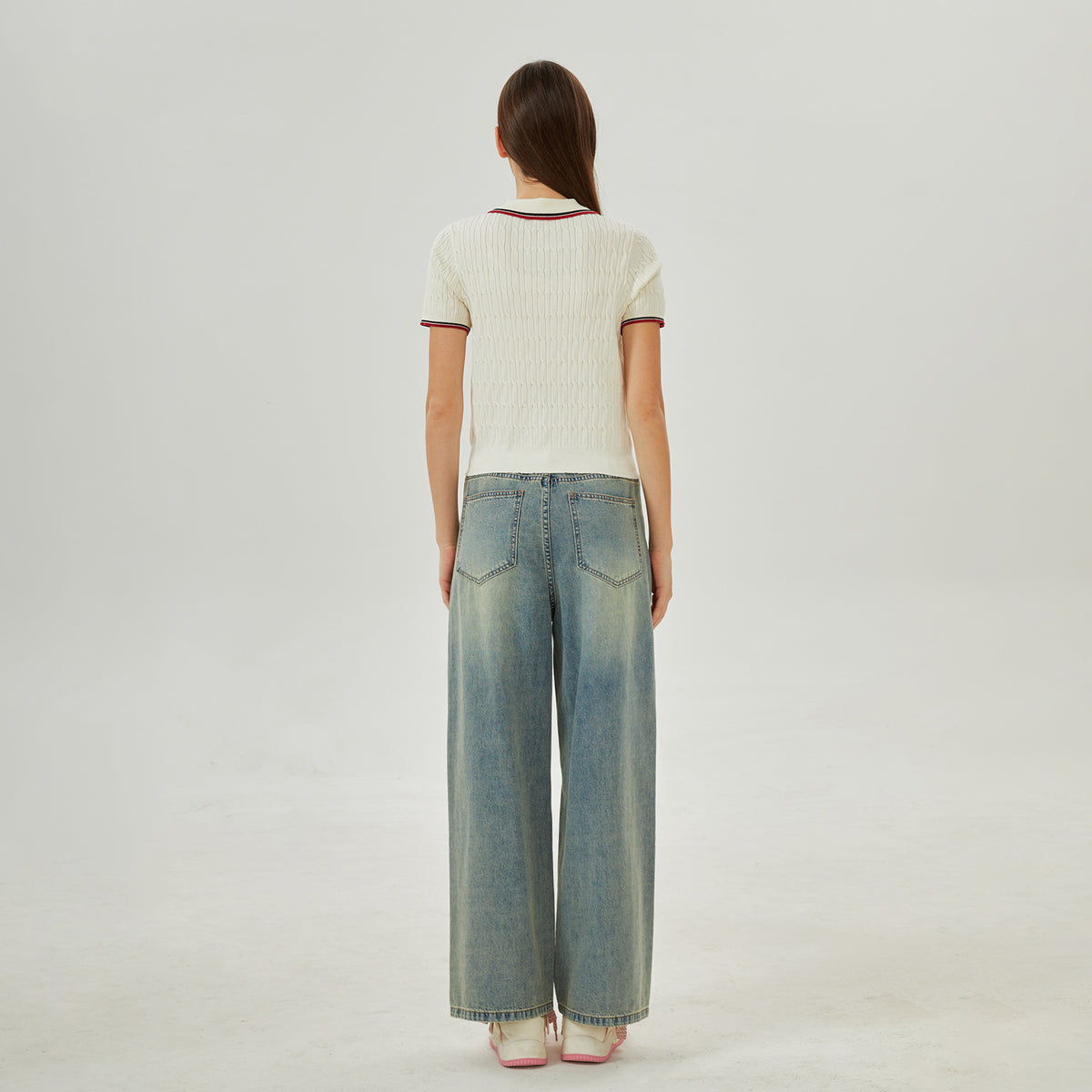 تيشيرت كاجوال مطرز للنساء