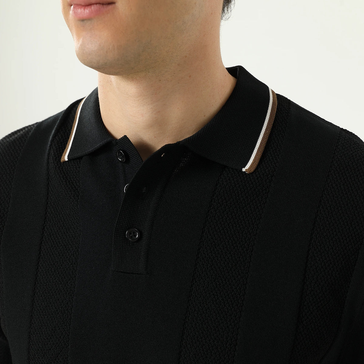 بولوشيرت جاكار للرجال