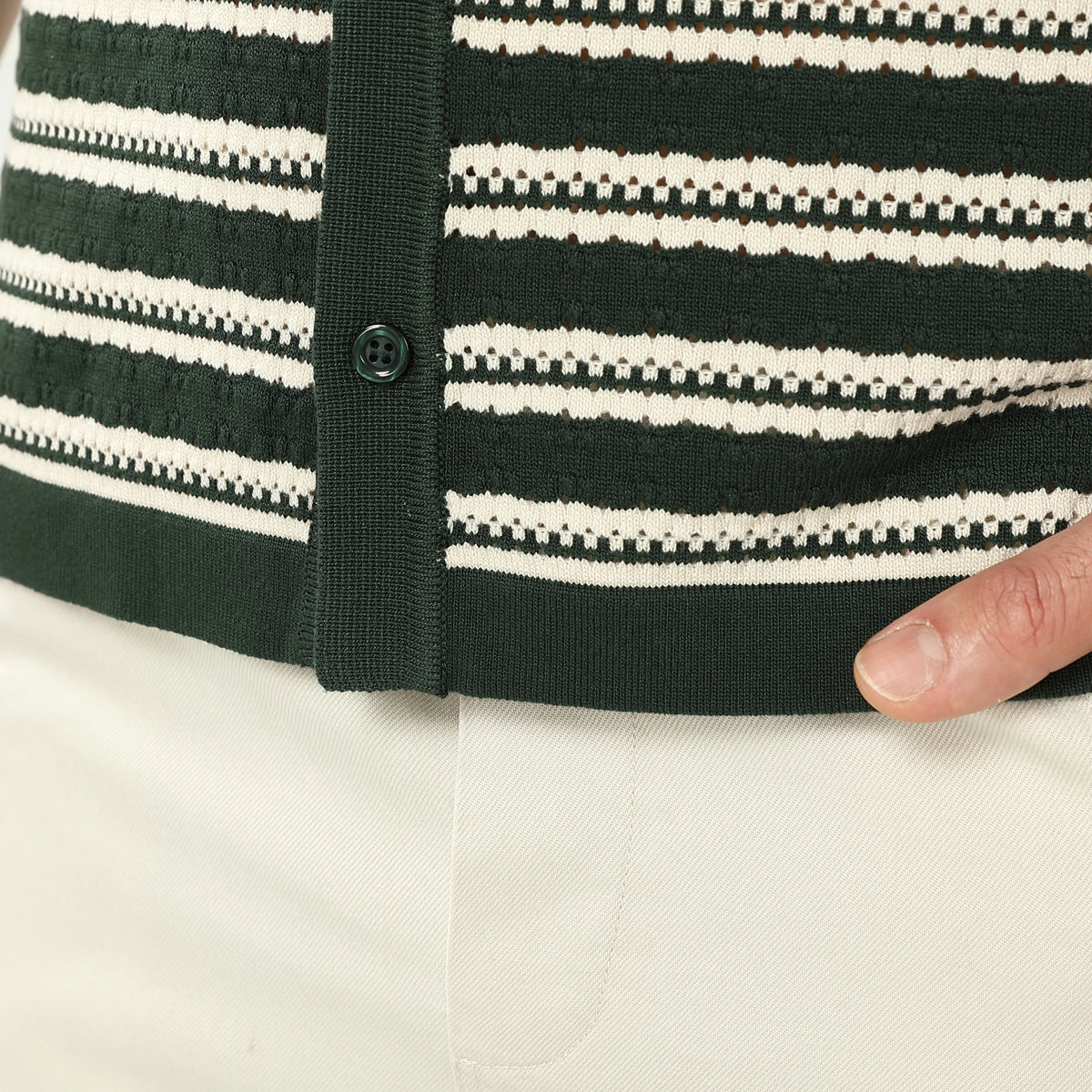 سويتر مخطط للرجال