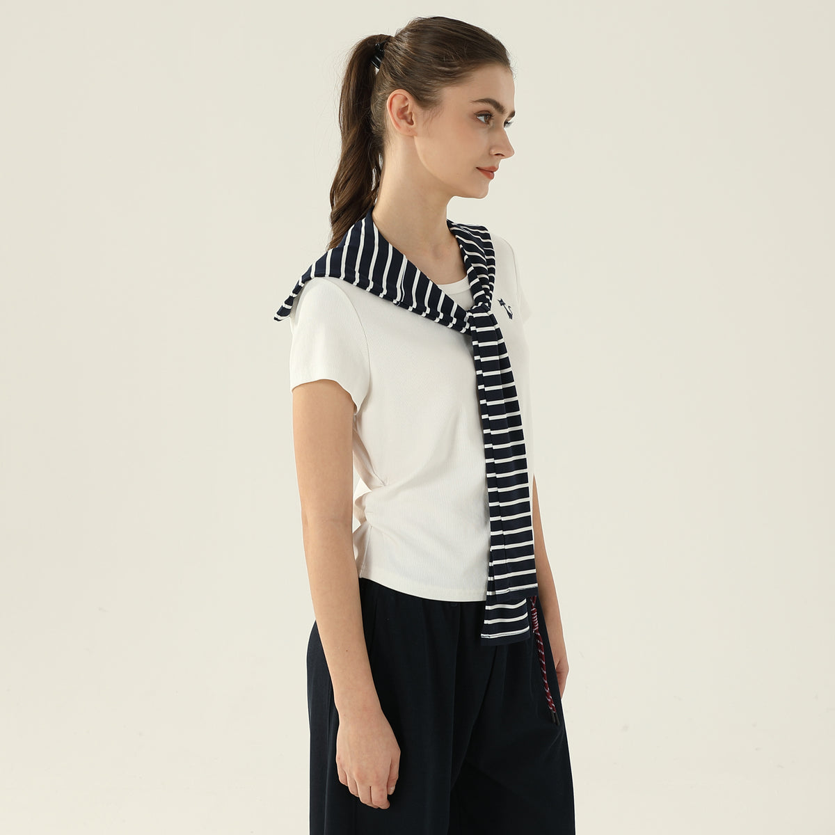 تيشيرت قطعتين للنساء