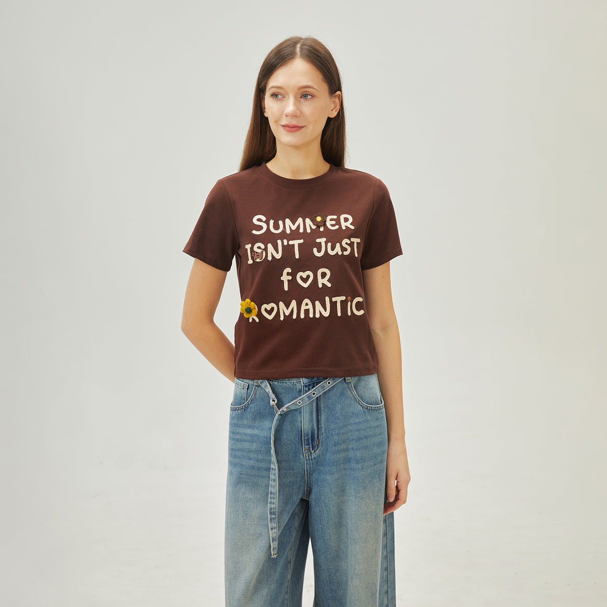 تيشيرت مطرز كاجوال للنساء