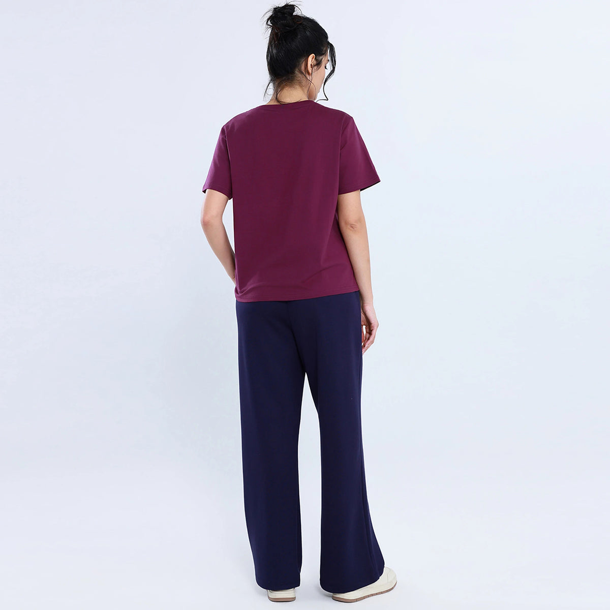 تيشيرت كاجوال عصري للنساء