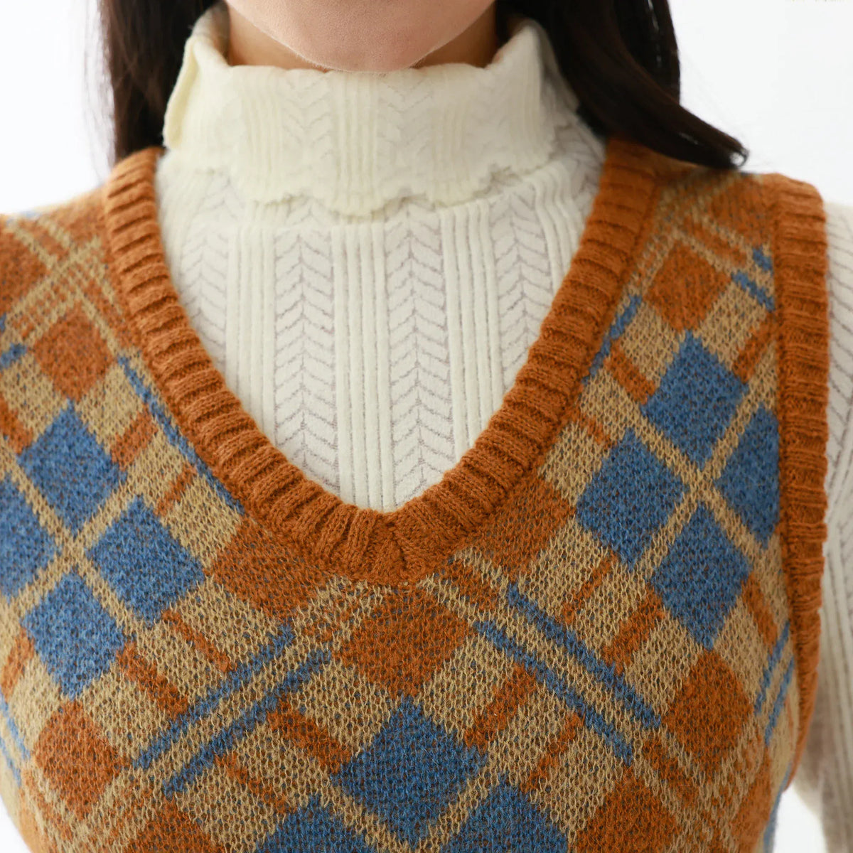 Elegant Checked Waistcoat for Women Image