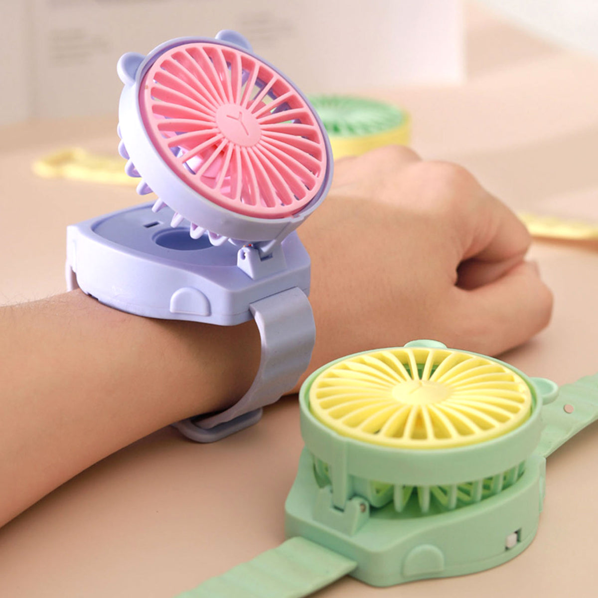 مروحة محمولة