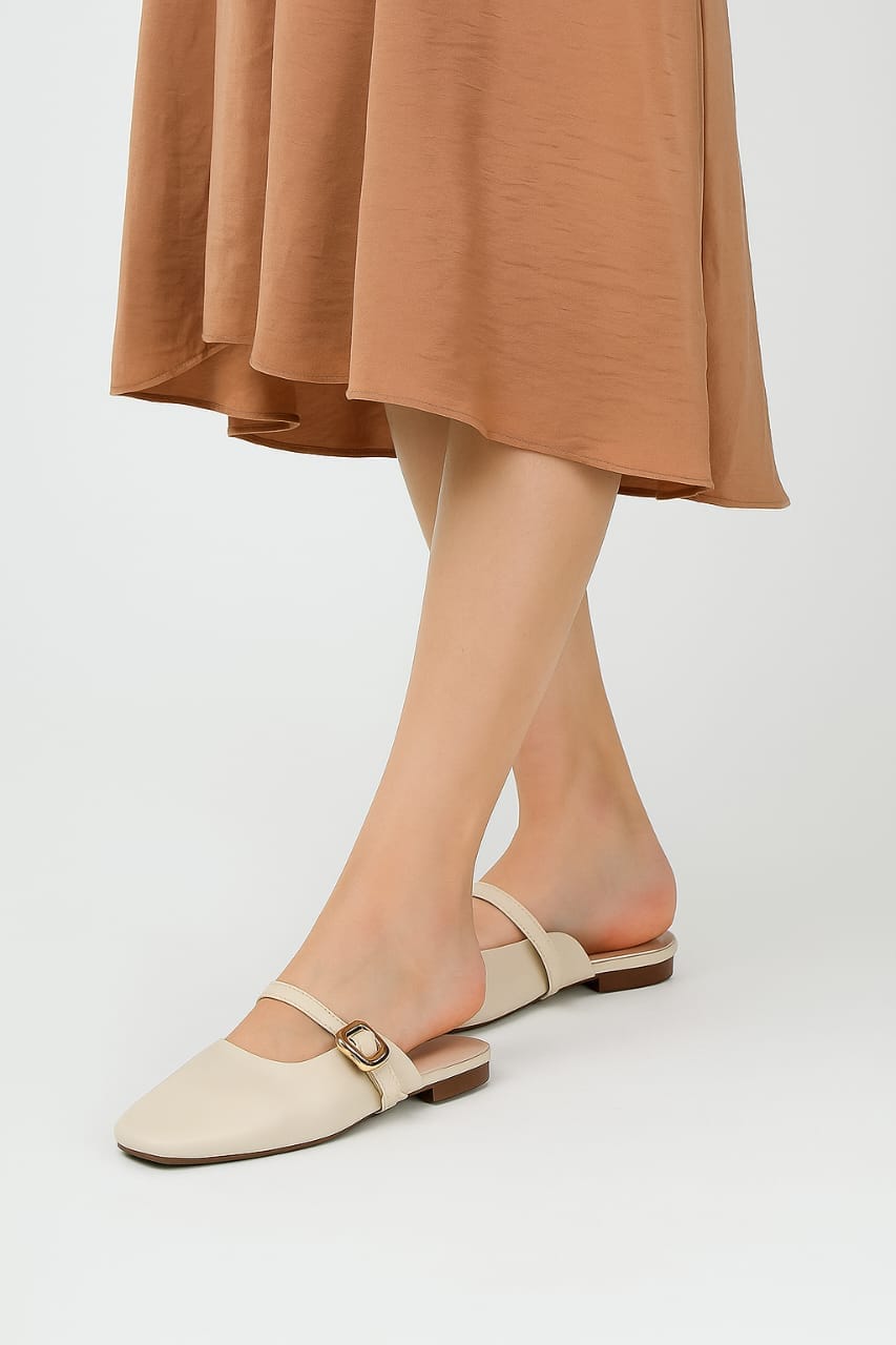 Casual Slippers for Women Image