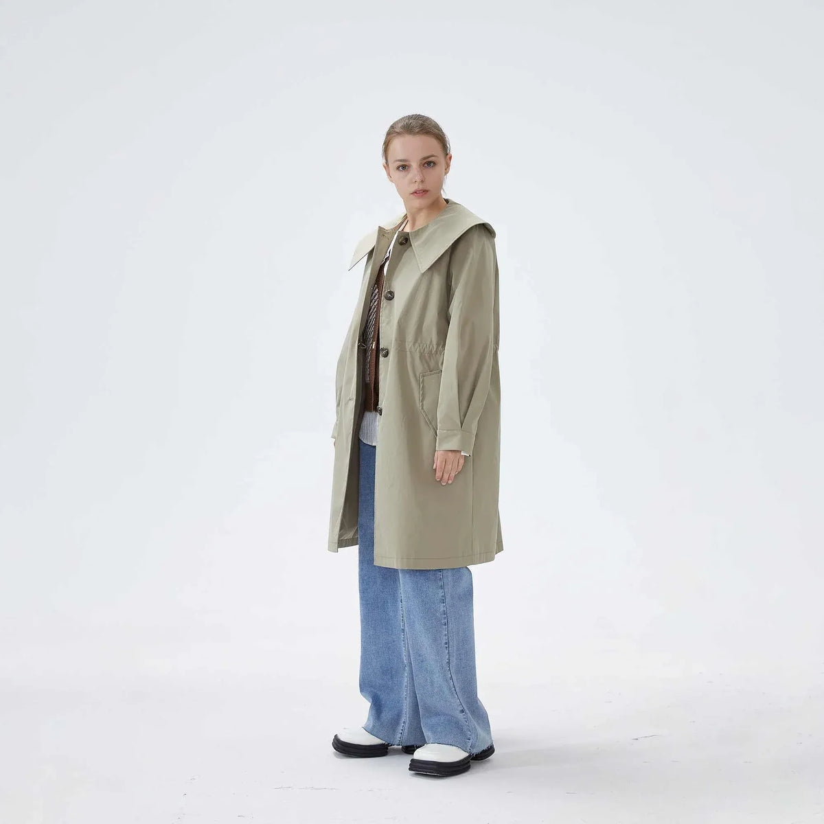 معطف سادة بأزرار إغلاق للنساء