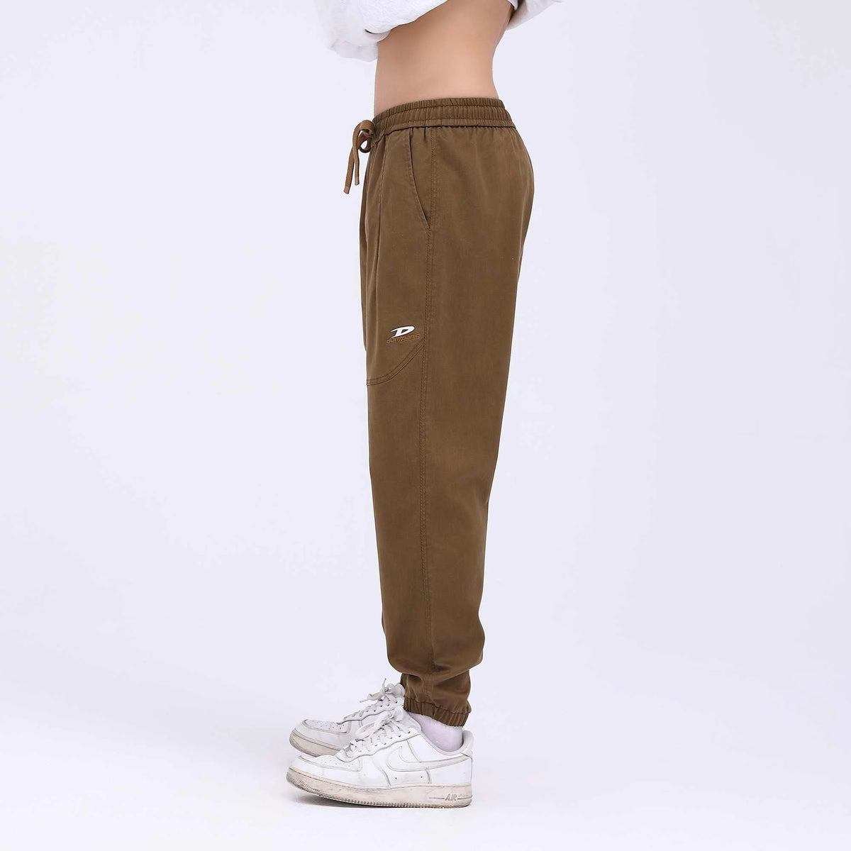 embroidery casual pants for men image