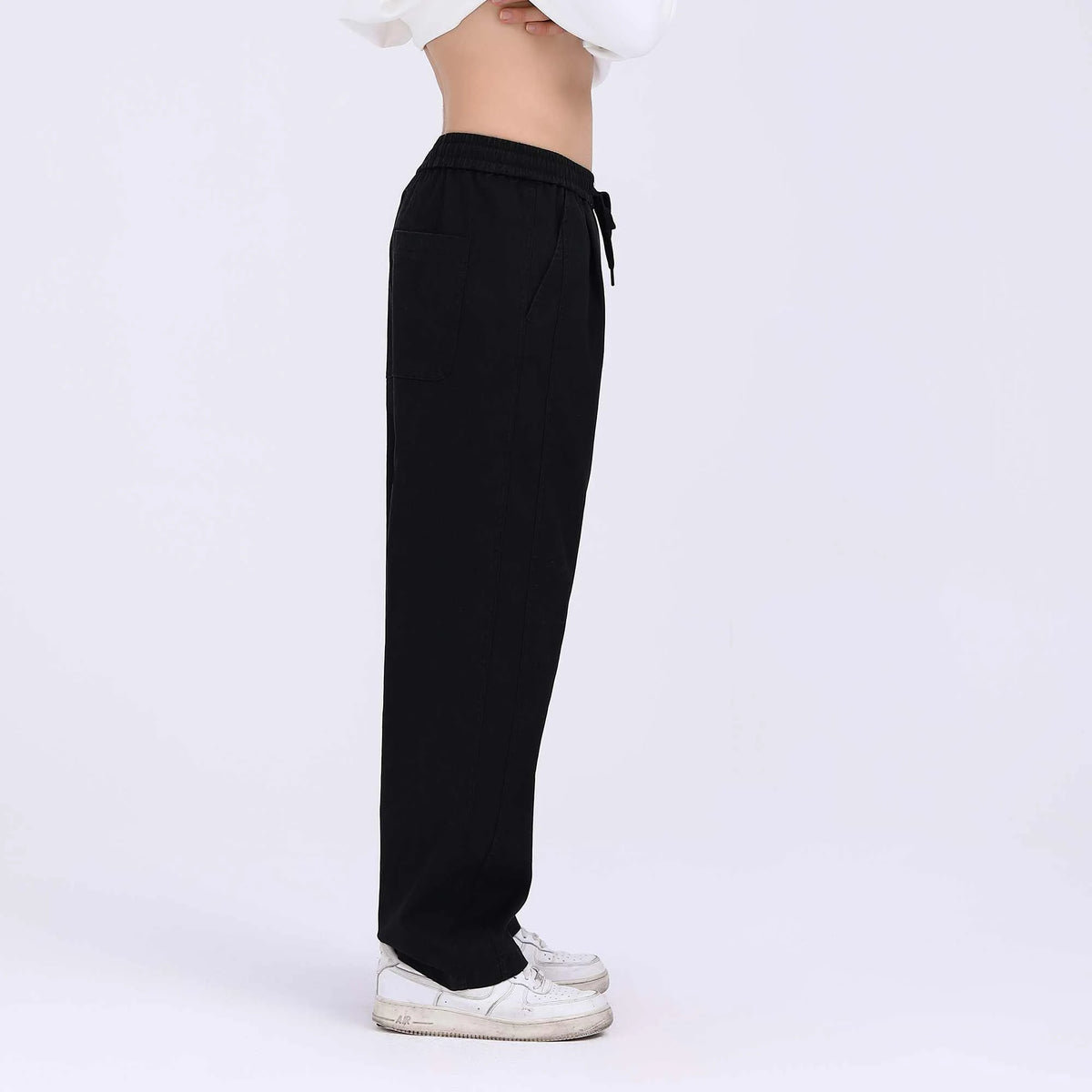 badge casual pants for men image