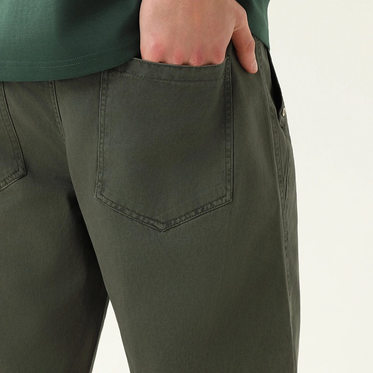 بنطال كاجوال للرجال