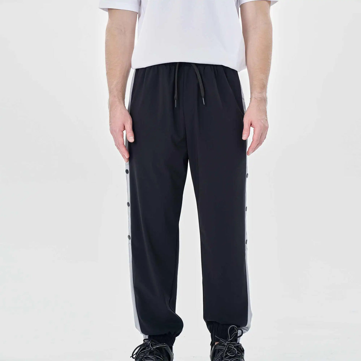 ankle tied casual pants for men image