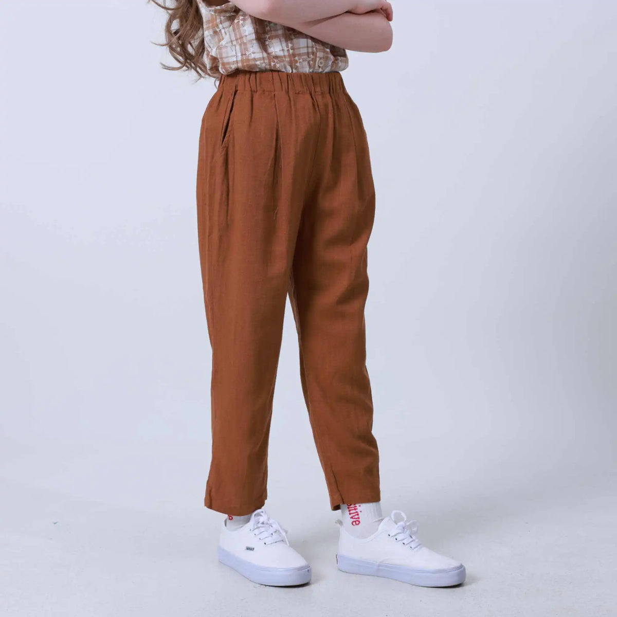 Harme Linen Pants For Girls 140 | 8-9Y Khaki 140 | 8-9Y,81,53,52.2,96.6 Image