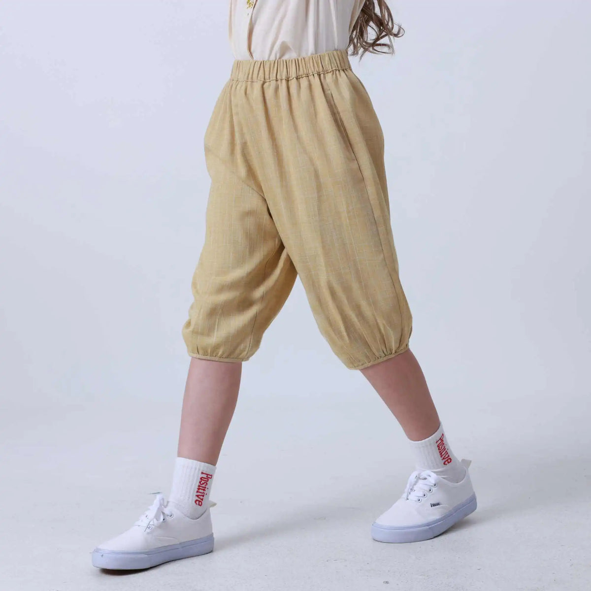 ankle tied linen shorts for girls image