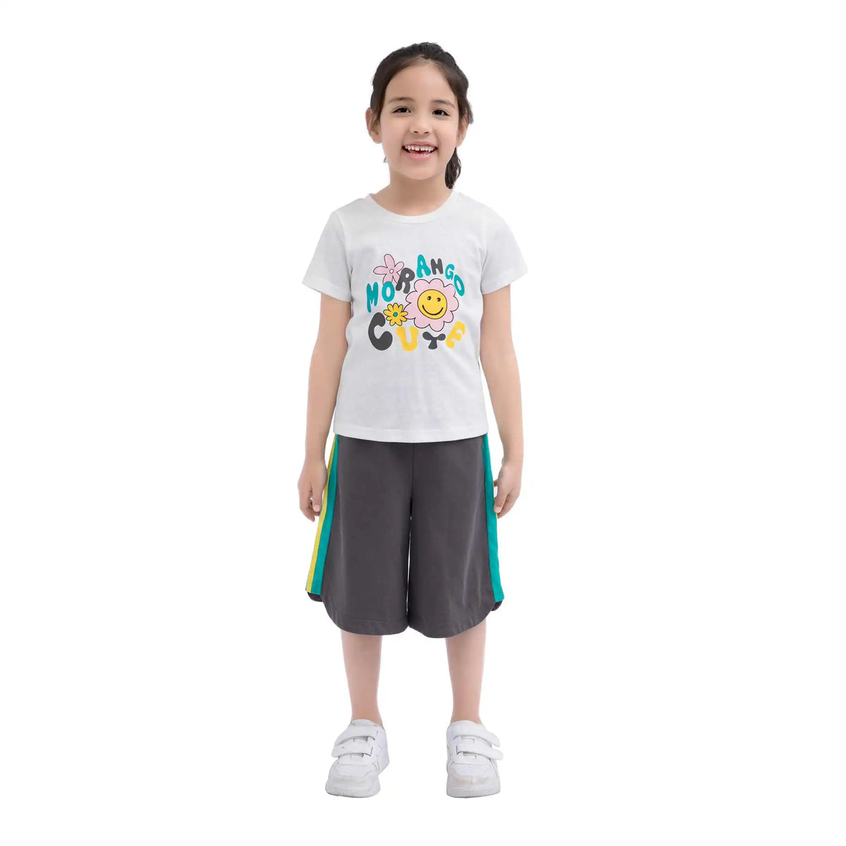 printed sport t shirt for girls image