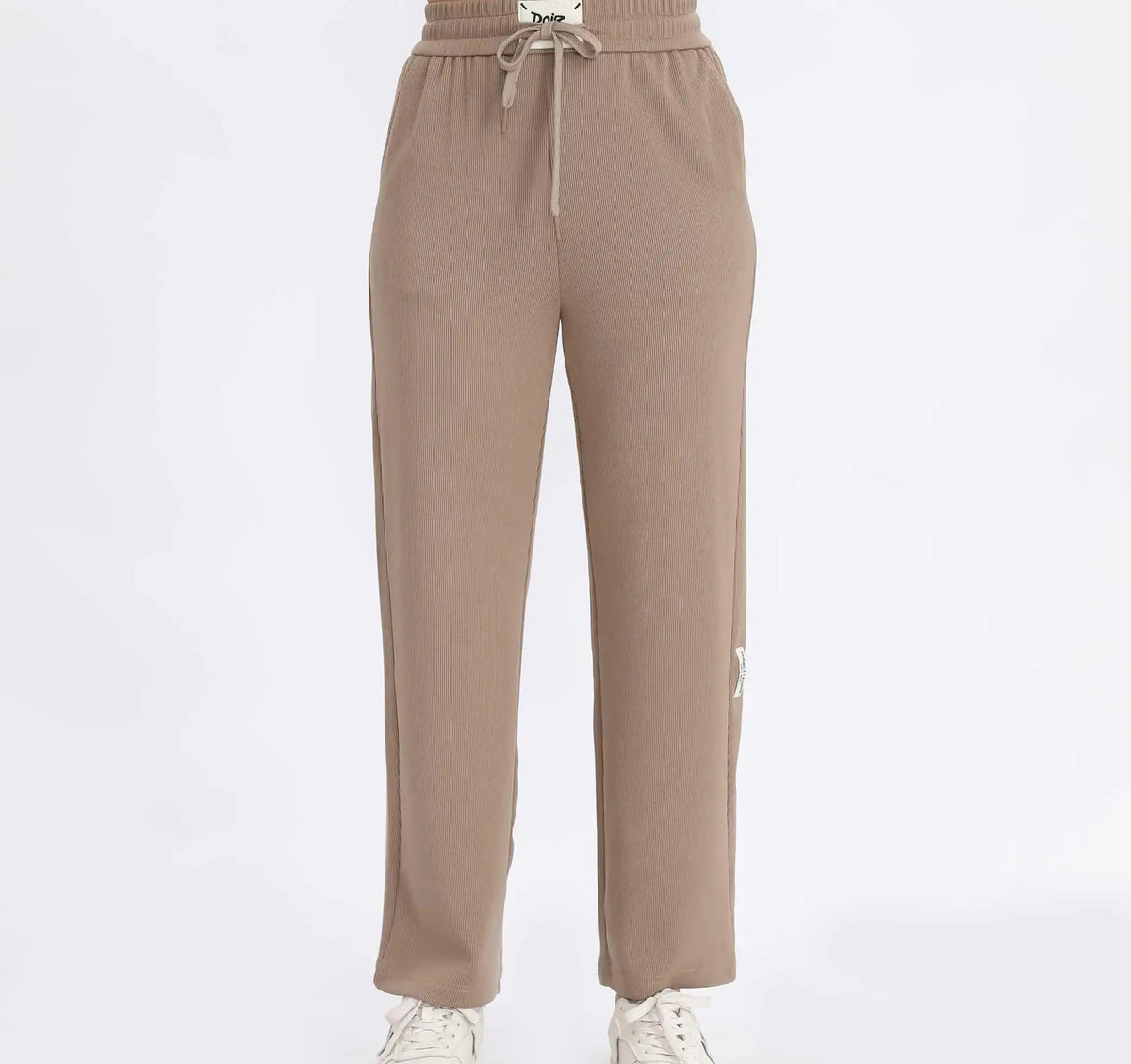 Straight-Leg Basic Pants For Women 27 Off White 27,105.5,67,60.8,97 Image