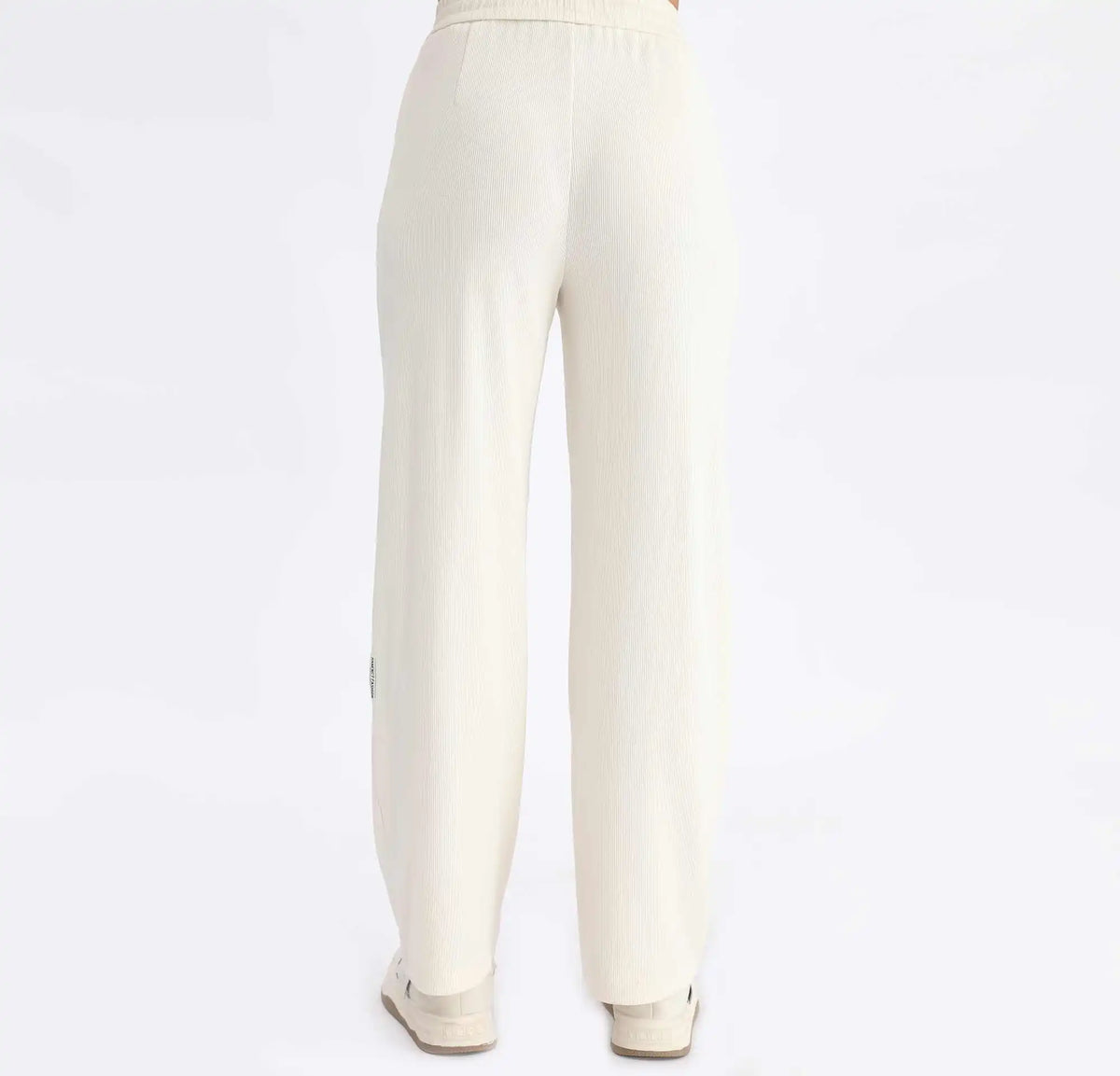 Straight-Leg Basic Pants For Women Image