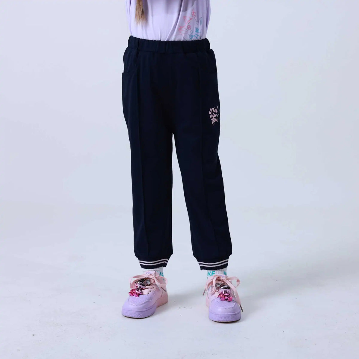 ankle tied fashion pants for girls image