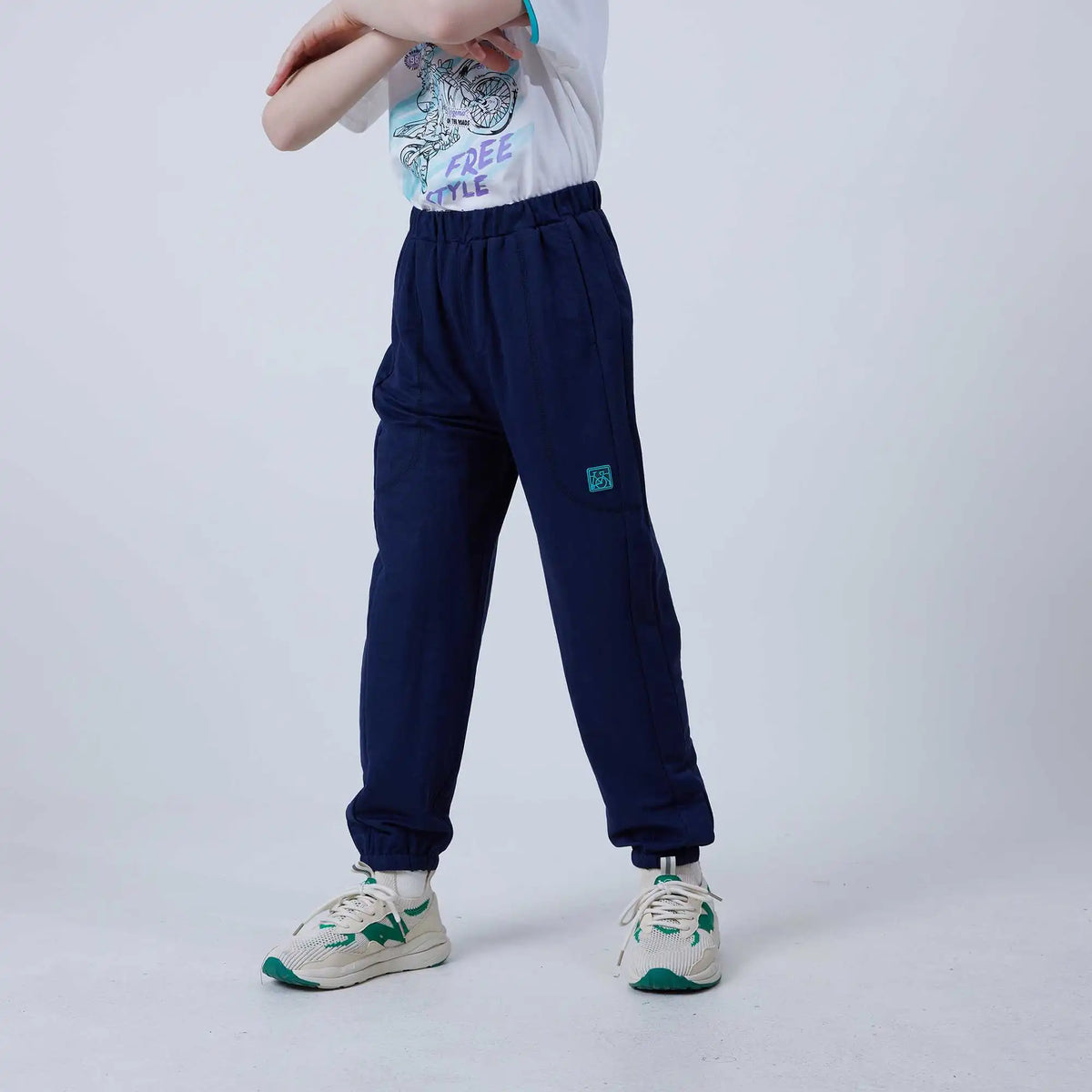 ankle tied fashion pants for boys image