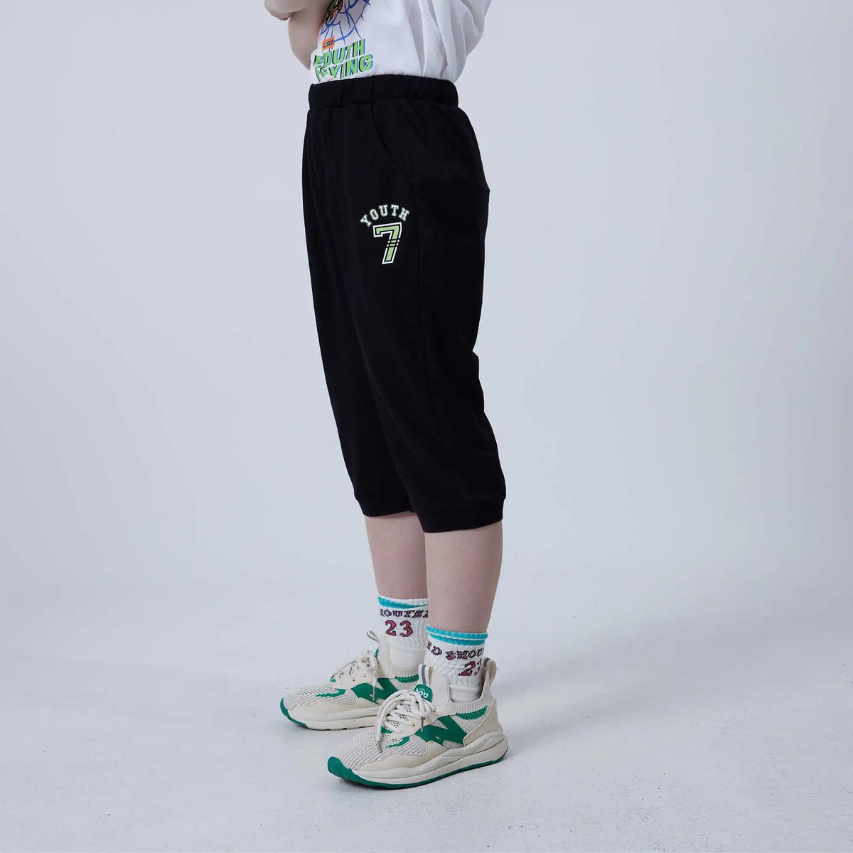 ankle tied fashion pants for boys image