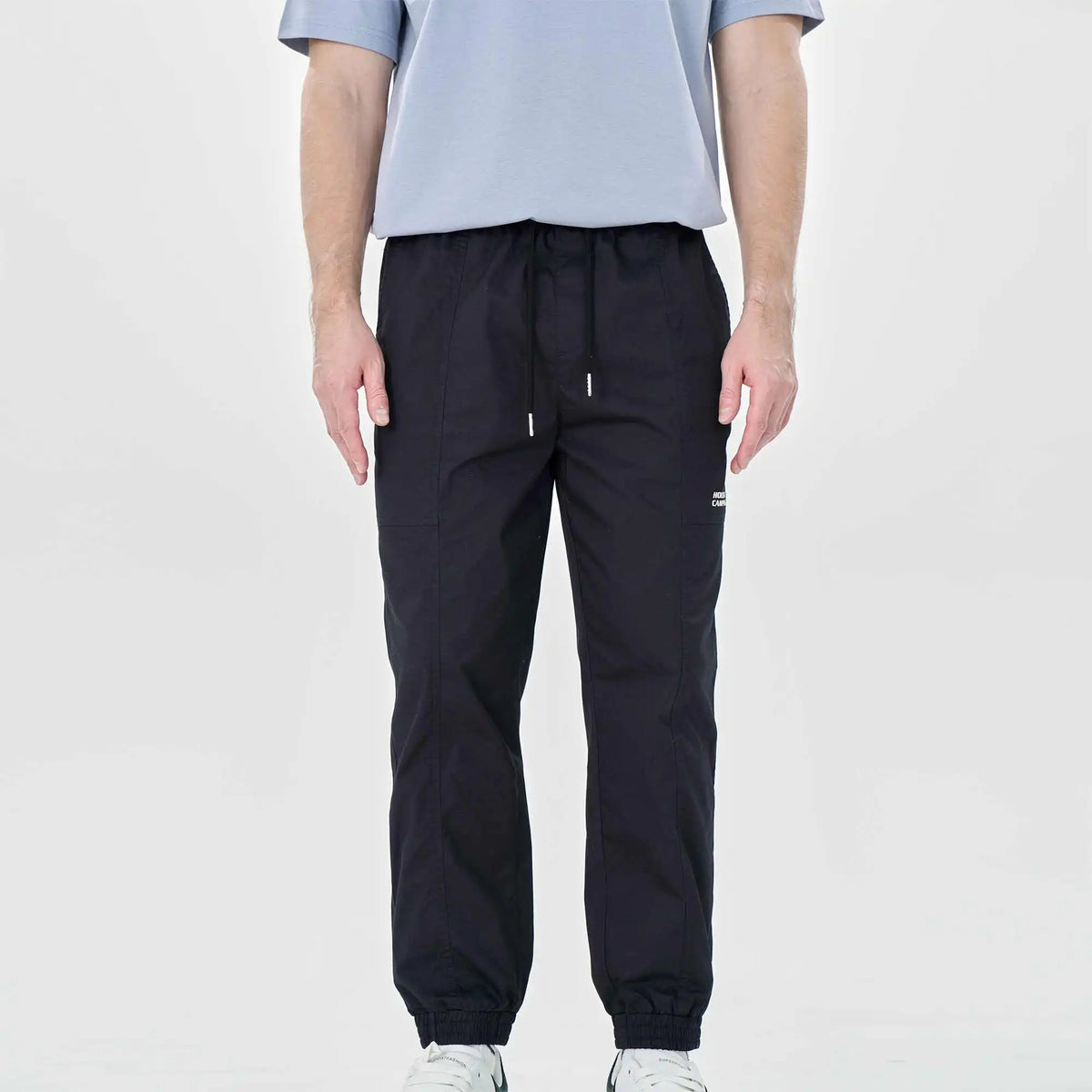 ankle tied casual pants for men image