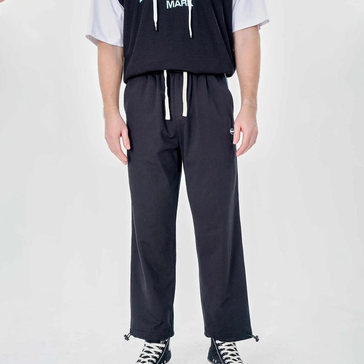 ankle tied casual pants for men image