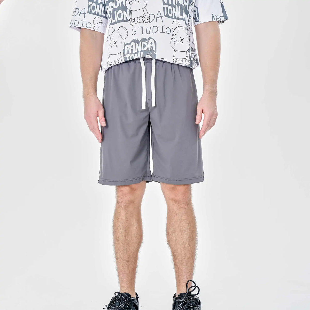 baggy casual shorts for men image