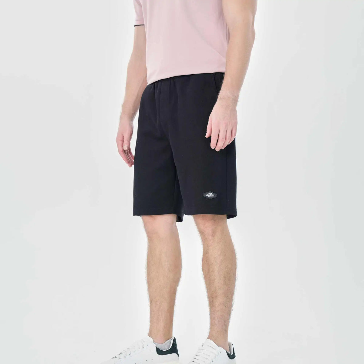 baggy casual shorts for men image