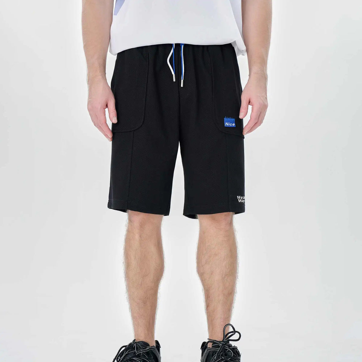 baggy casual shorts for men image