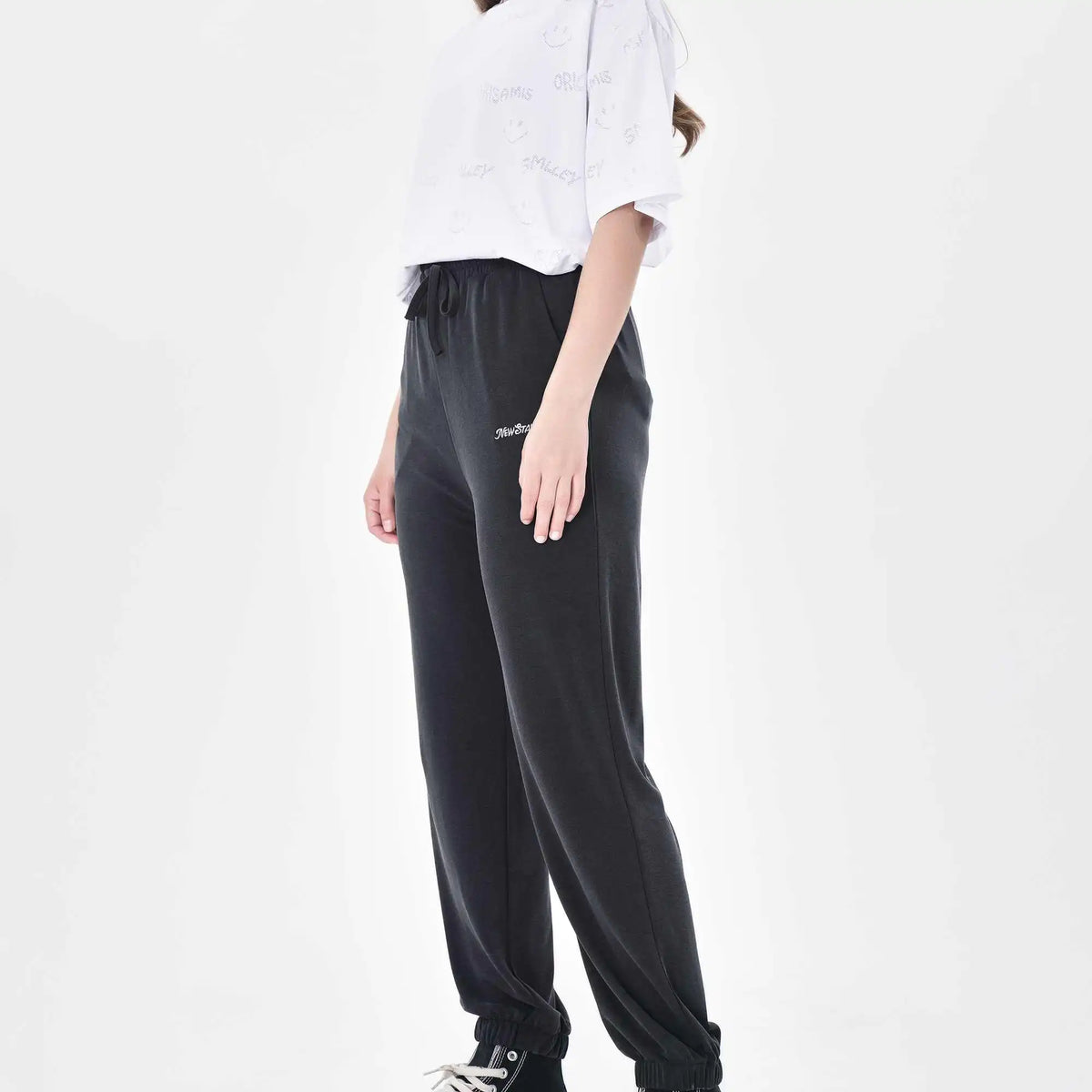 ankle tied casual pants for women image