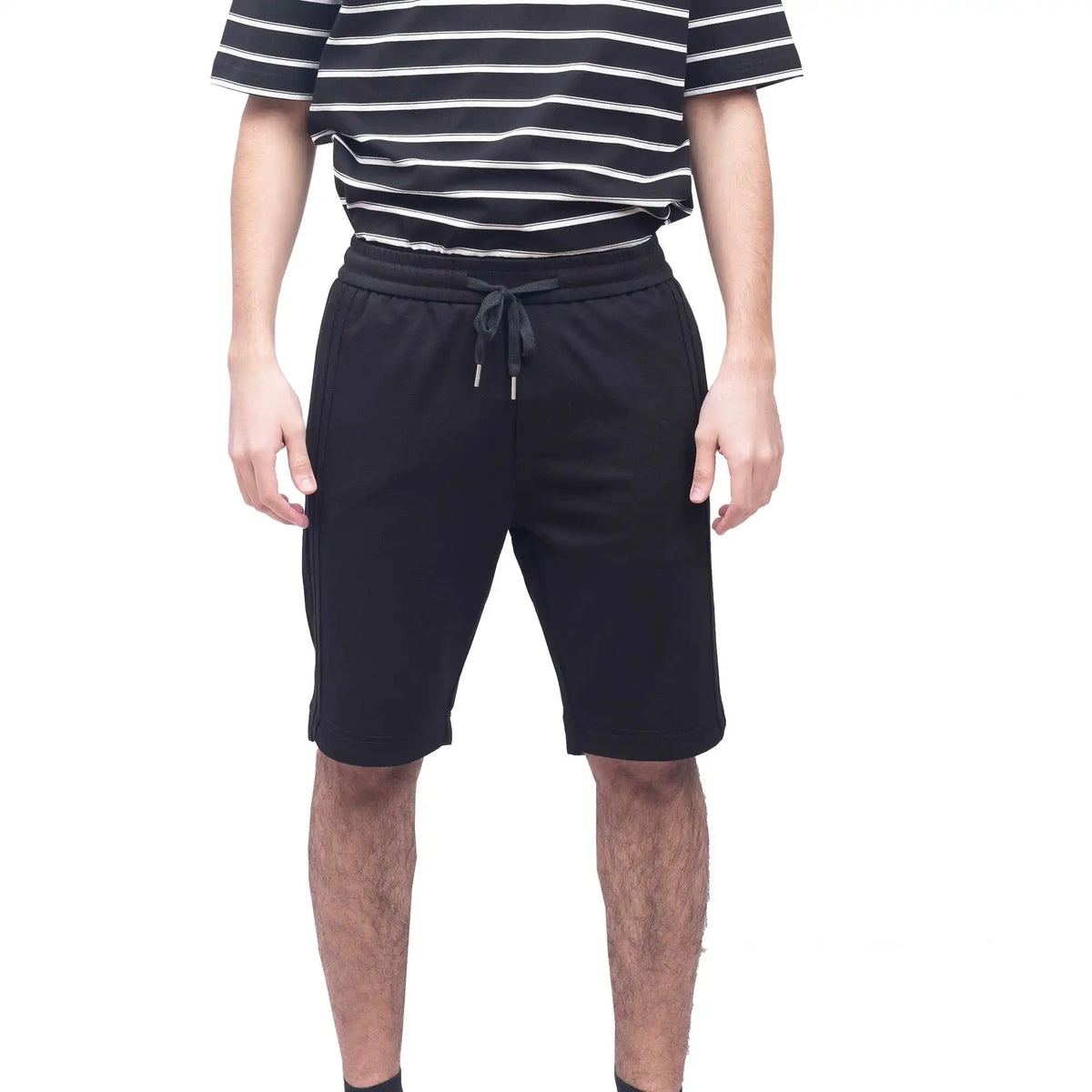 baggy casual shorts for men image