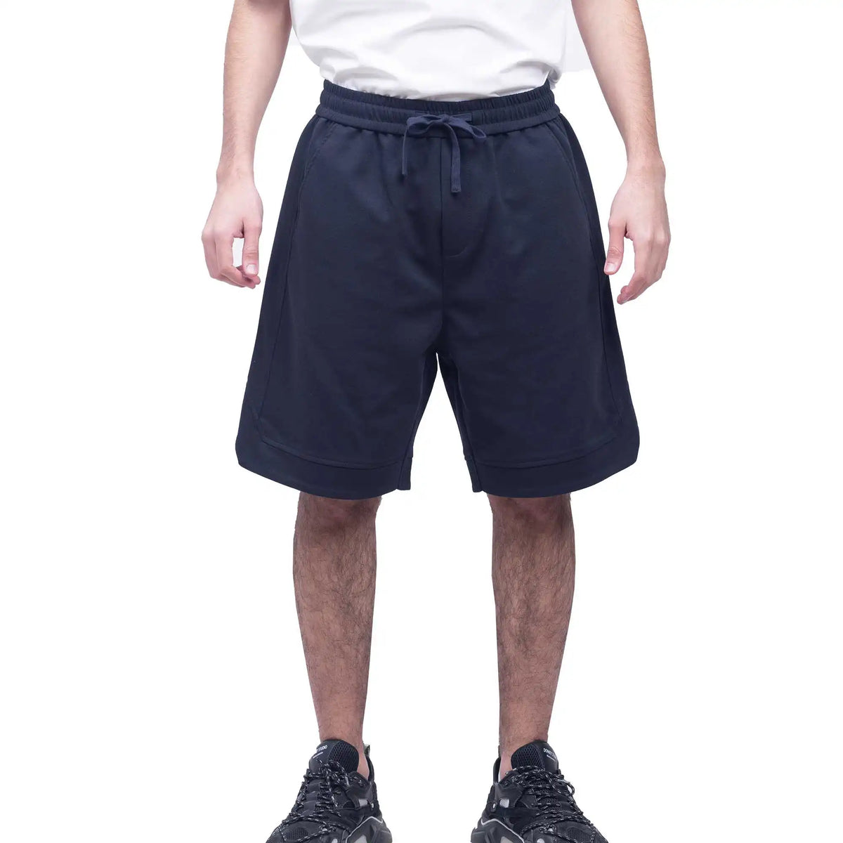 baggy casual shorts for men image