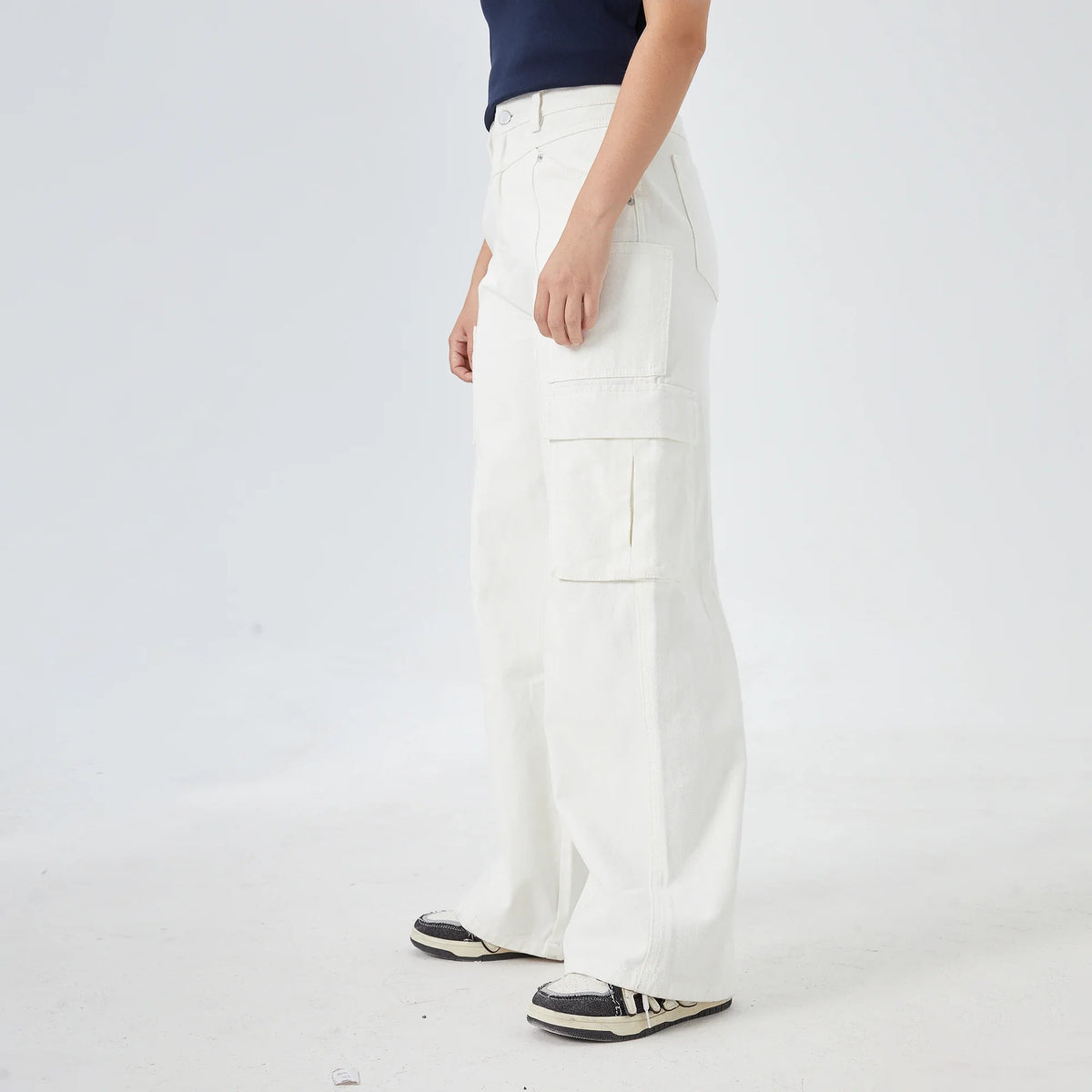 wide leg street look pants for women image