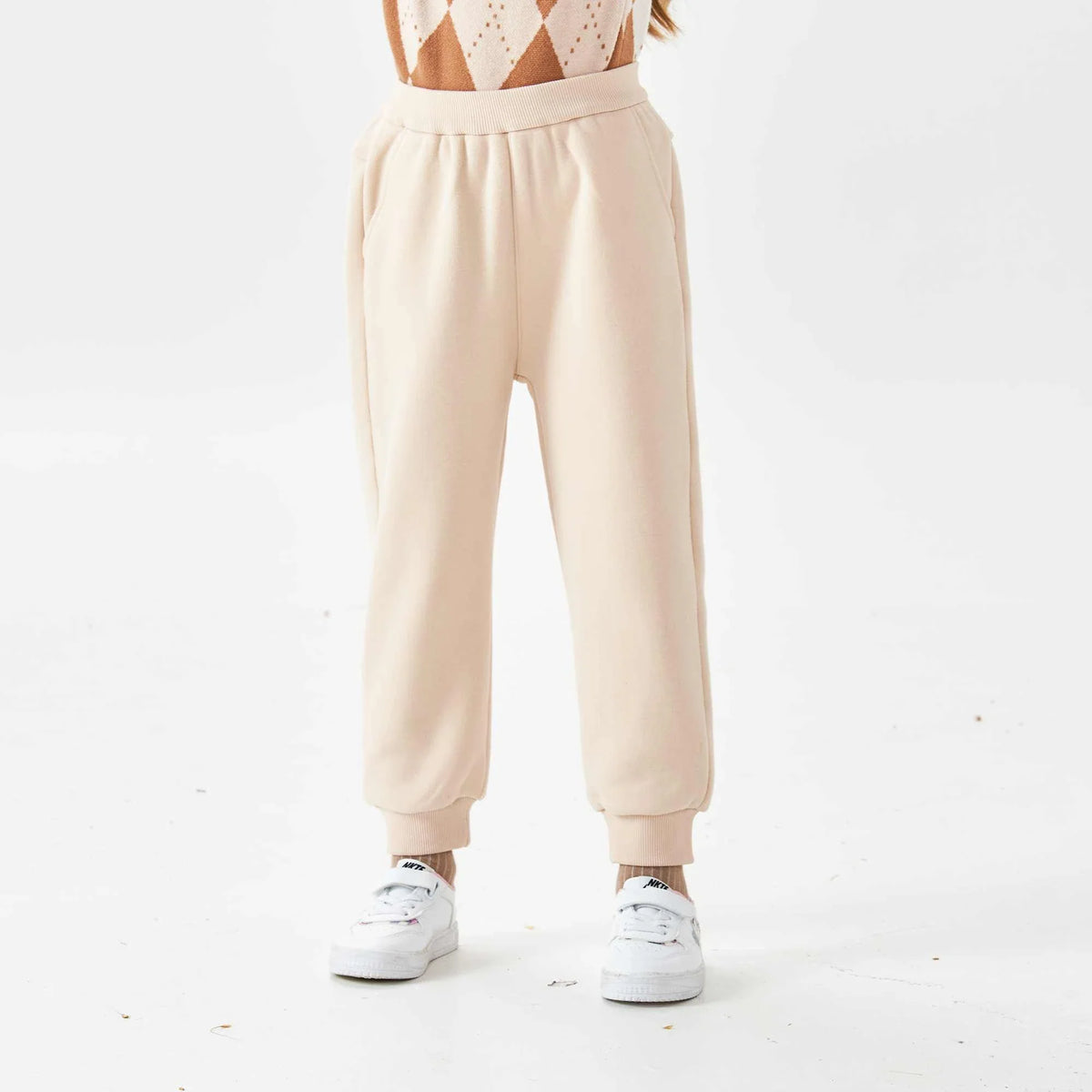 ankle tied fashion pants for girls image