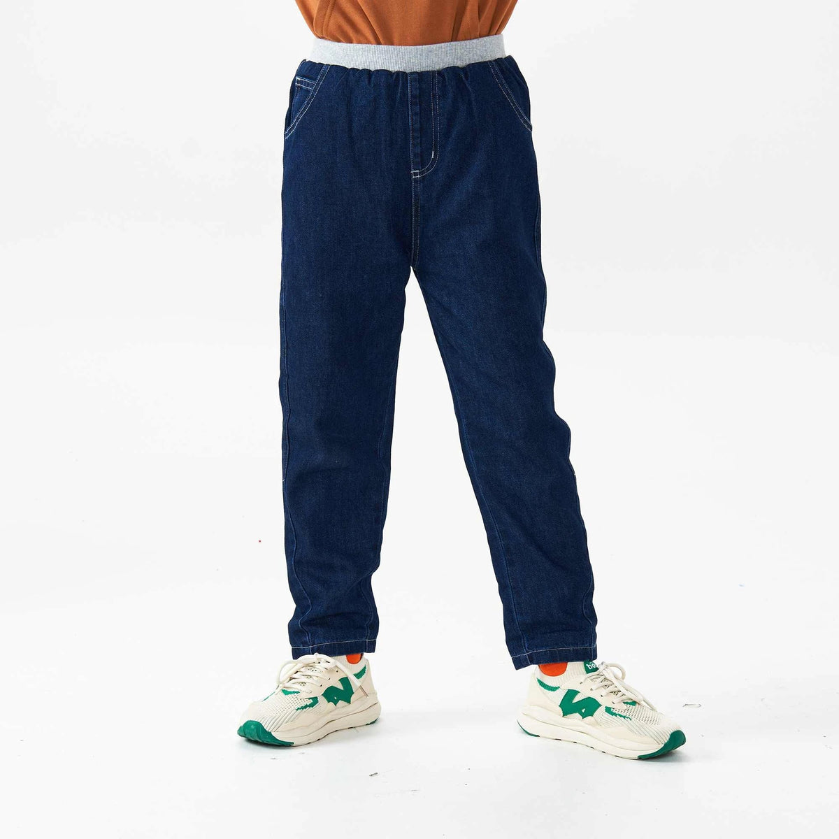 basic fashion pants for boys image