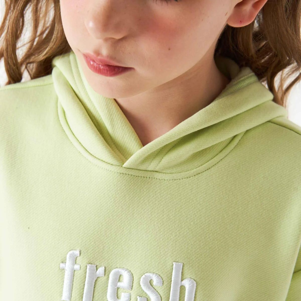 embroidery fashion pullover for girls image