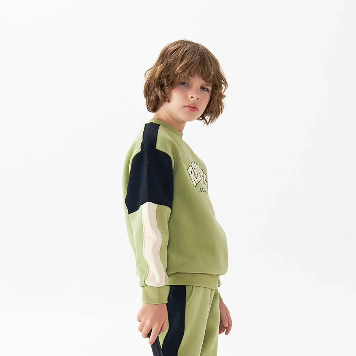 Color-Blocked Fashion Pullover For Boys Image